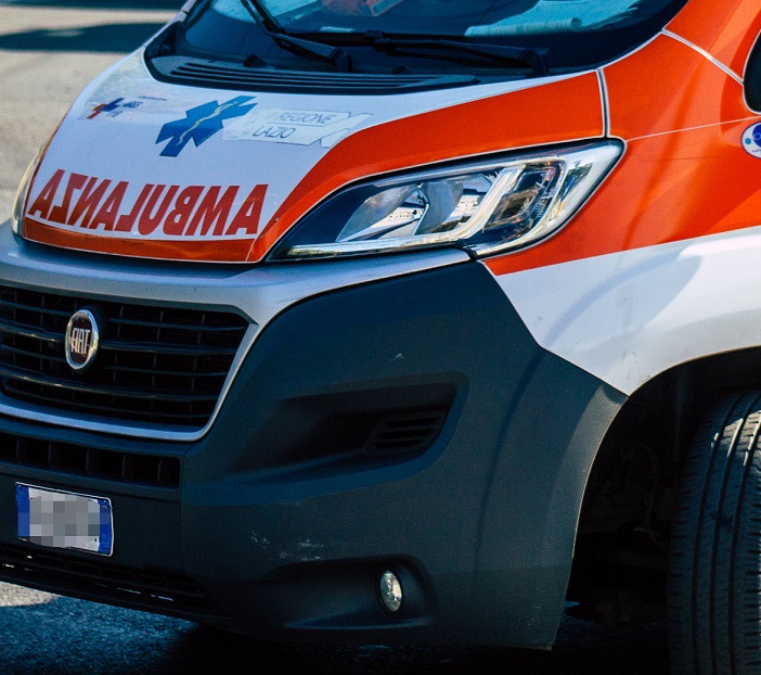 Tragico incidente in moto: morto un 48enne