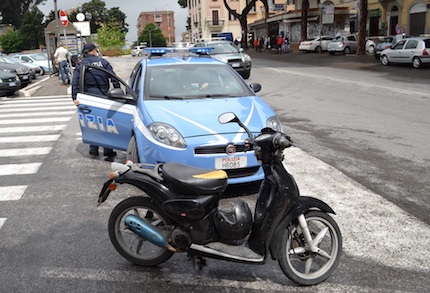 polizia piazzaMazzini albano