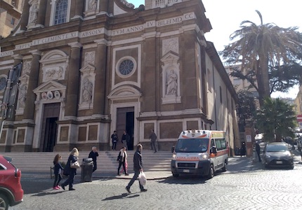ambulanza cattedrale frascati ilmamilio