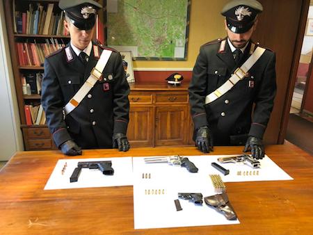 pistole carabinieri frascati ilmamilio