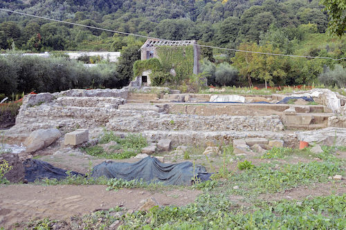 STORIE - Tempio di Diana a Nemi, dove la dea si specchia nel lago