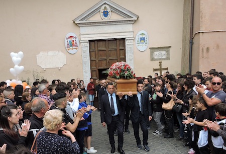 funerali caprara1
