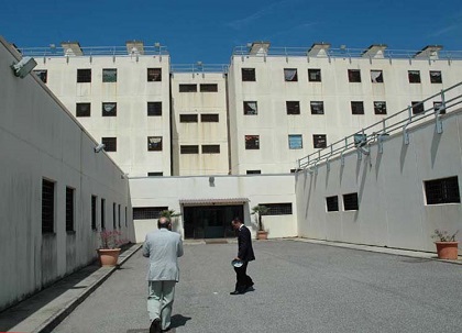 Velletri, Carcere: operazione trasferimento detenuti per ordine e  sicurezza. Nota del Sippe
