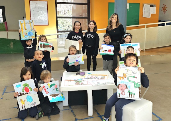 Maria Sofia Sansò e Aurora Ferrante intervistano i bambini della scuola dell'Infanzia protagonisti dell'esperienza di Service Learning