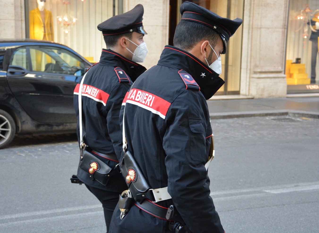 Controlli Carabinieri presso attività commerciali Roma e Provincia: a  Marino sanzionato un negozio