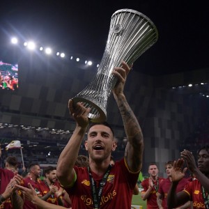 Roma | La Roma vince la Conference League, è festa nelle strade dei Castelli