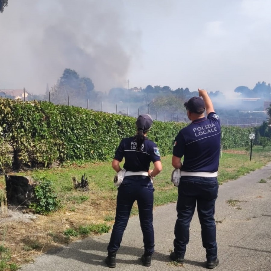 VIDEO - Inferno di fuoco a Marino. Fiamme in più punti sul territorio