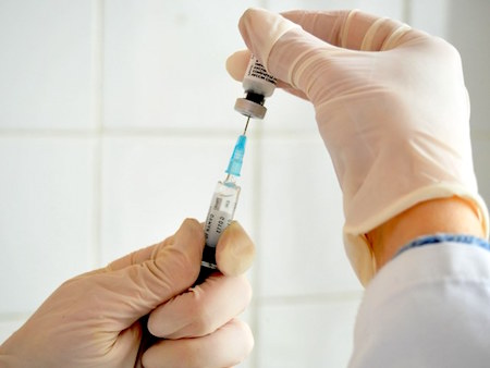 Covid | Aifa vieta l&#39;uso del vaccino AstraZeneca in tutta Italia &quot;in via  precauzionale e temporanea&quot;