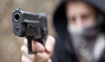 Borghesiana. armato di una “pistola giocattolo” tenta di rapinare un  minimarket. Arrestato