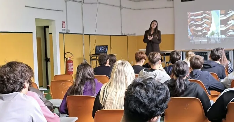 Liceo G. Vailati Genzano - ilmamilio